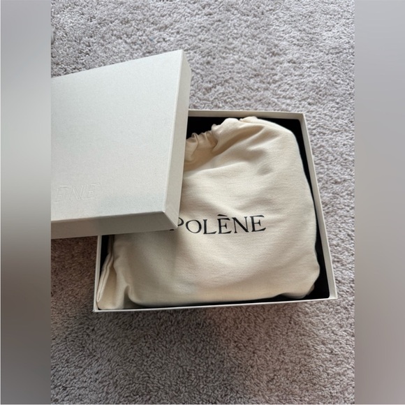 Polène Paris Numéro Dix
EDITION CROCODILE
NUBUCK TAUPE - Picture 7 of 7